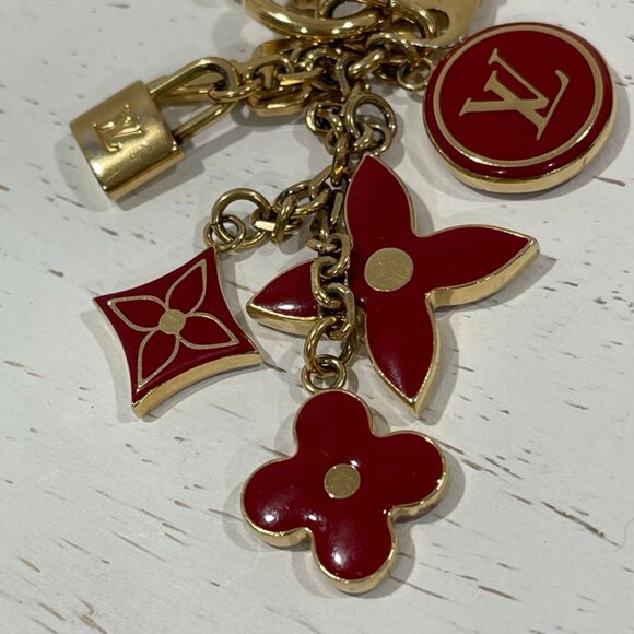 Louis Vuitton Pomme D'Amour Pastilles Key Chain/Bag Charm (JB1364) - Picture 4 of 4